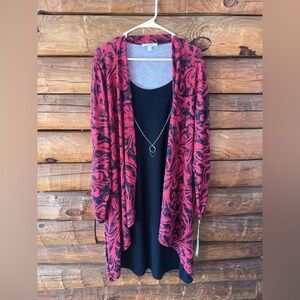 Haani size 2x nwt Black and red Patterned Cardigan dress